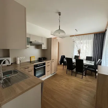Toms Apartman